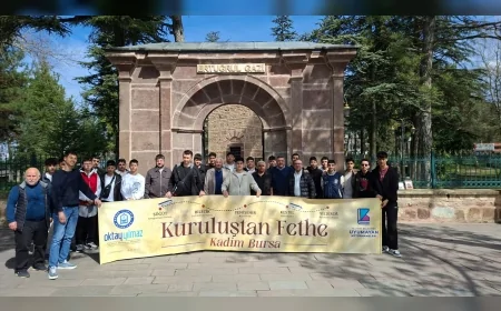 Yıldırım Belediye Başkanı Oktay Yılmaz: “Bursa’nın fethinin 700. yılında gençleri kökleriyle buluşturuyoruz”