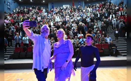 Aydın Büyükşehir Belediye Başkanı Özlem Çerçioğlu Didim ve Nazilli’de Vatandaşları Tiyatro ile Buluşturdu