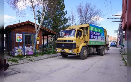 ESKİŞEHİR TEPEBAŞI’NDA GERİ DÖNÜŞÜM HAMLESİ 42 NOKTADA EKONOMİYE KATKI SAĞLIYOR