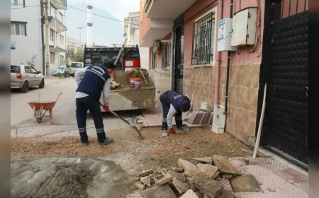 ŞEHZADELER BELEDİYE BAŞKANI HAKAN ŞİMŞEK: “67 MAHALLEDE YOL VE KALDIRIMLARI YAZ BOYUNCA YENİLEYECEĞİZ