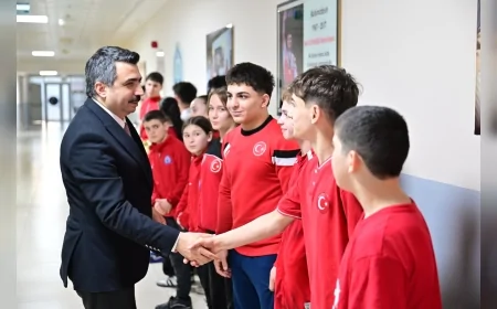 Yıldırım Belediye Başkanı Oktay Yılmaz: “28 sporcumuz milli formayla Türkiye’yi temsil ediyor, hedefimiz olimpiyat şampiyonluğu”