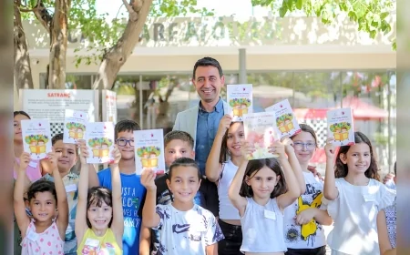 Bayraklı Belediyesi Çocuk Kitap Şenliği ile Minikleri Yazarlarla Buluşturuyor