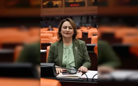 CHP Adana Milletvekili Dr. Müzeyyen Şevkin “Adana’nın Tüm İlçeleri İçin Eşit ve Hızlı Yatırım Şart”