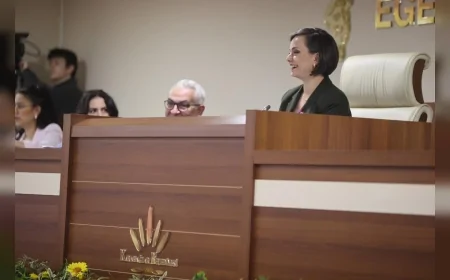 Karabağlar Belediye Başkanı Helil Kınay: “Öncelikli sorumluluğumuz Karabağlar halkınadır”