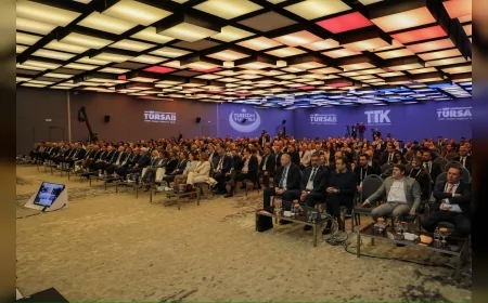 Düzce Belediye Başkanı Dr. Faruk Özlü Antalya’daki TÜRSAB Kongresinde “Turizm bir vizyondur” vurgusu yaptı