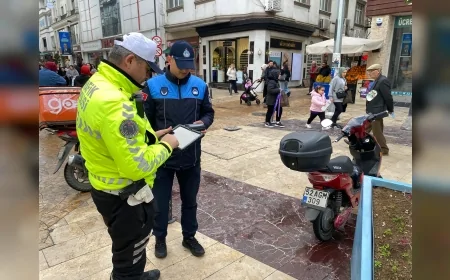 ORDU ALTINORDU’DA TRAFİĞE KAPALI CADDELERDE MOTOSİKLET DENETİMİNDE 261 SÜRÜCÜYE CEZA KESİLDİ!