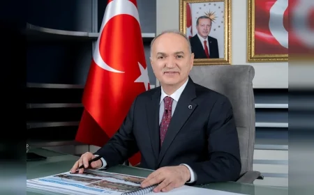 Düzce Belediye Başkanı Dr. Faruk Özlü: “Polisimiz kamu düzeni için her zaman en ön safta”