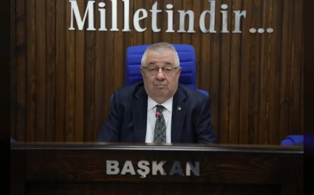 EDREMİT BELEDİYE BAŞKANI MEHMET ERTAŞ 2 YILLIK GÖREV SÜRESİNDEKİ ÇALIŞMALARI BASIN TOPLANTISINDA PAYLAŞTI