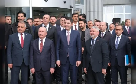 Çevre Şehircilik ve İklim Değişikliği Bakanı Murat Kurum: “Çorum’da kentsel dönüşümde uzlaşma sürecini başlatıyoruz”