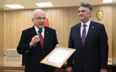 Ordu Büyükşehir Belediye Başkanı Dr. Mehmet Hilmi Güler:''Ordu'yu Dünyanın Sayılı Kentlerinden Biri Haline Getirmek İstiyoruz.''