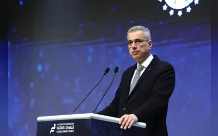 Sağlık Bakanı Kemal Memişoğlu: “Ahmet Hüsamettin Cindoruk’un vefatını derin bir üzüntüyle öğrendim”