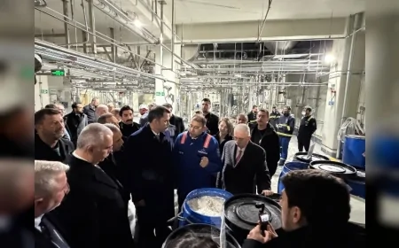 Çevre, Şehircilik ve İklim Değişikliği Bakanı Murat Kurum Sungurlu’daki barut fabrikasında incelemelerde bulundu