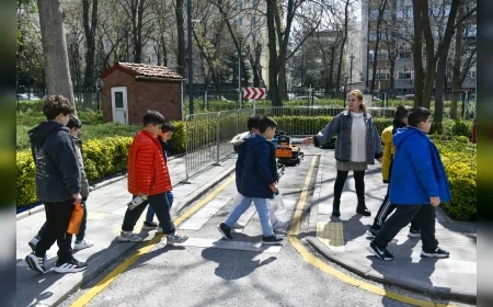 Ankara Büyükşehir Belediyesi miniklere uygulamalı trafik eğitimiyle bilinç kazandırıyor