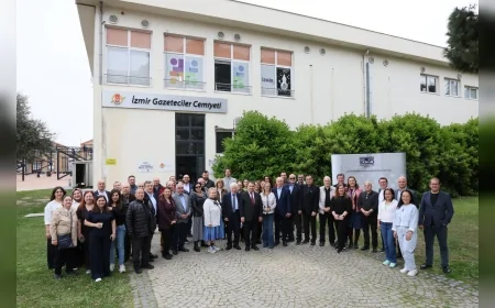 Ekonomi Muhabirleri Derneği İzmir Şubesi’nde Murat Demircan yeniden başkan seçildi