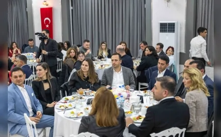 BORNOVA BELEDİYE BAŞKANI ÖMER EŞKİ TEKSTİL MÜHENDİSLERİ BULUŞMASINDA “DAYANIŞMAYI BÜYÜTECEĞİZ” MESAJI VERDİ