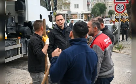 Bornova Belediye Başkanı Ömer Eşki Zafer Caddesi için açıkladı cadde baştan sona yenilenerek modern görünüme kavuşacak