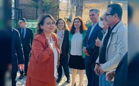 CHP ADANA MİLLETVEKİLİ DR. MÜZEYYEN ŞEVKİN HADIRLI’DA “BAŞARIYA GİDEN YOL” SÖYLEŞİSİNE KATILDI