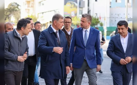 İzmir Büyükşehir Belediye Başkanı Dr. Cemil Tugay: “Buca’nın çehresi değişecek, yol sorunları çözülüyor”