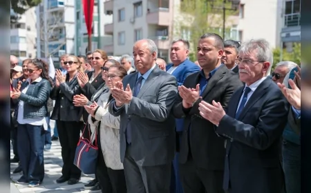 ALİAĞA’DA ATATÜRK’ÜN KENTE GELİŞİNİN 92’NCİ YILI TÖRENLE ANILDI