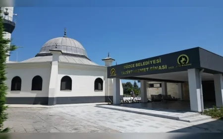 Düzce Belediyesi cenaze hizmetlerini 7 gün 24 saat sürdürerek vatandaşın en zor anında destek sağlıyor!