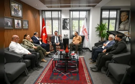 ATATÜRKÇÜ DÜŞÜNCE DERNEĞİ GENEL BAŞKANI MUSTAFA HÜSNÜ BOZKURT: “CUMHURİYET DEĞERLERİ ORTAK PAYDAMIZDIR”