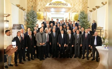 İzmir Bakırçay Üniversitesi Dekanı Prof. Dr. M. Yekta Öncel Türk Dünyası Sağlık İş Birliği Görüşmelerine Katıldı