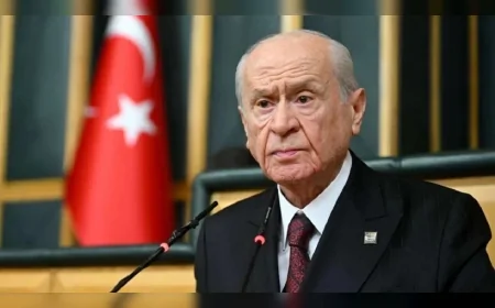 MHP GENEL BAŞKANI DEVLET BAHÇELİ: “ORTADOĞU’DAKİ ATEŞKES GEÇİCİ, KÜRESEL KRİZ DERİNLEŞİYOR”