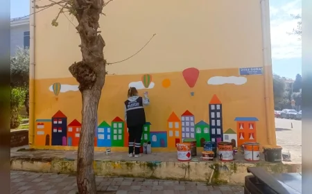 AYDIN EFELER’DE PARKLAR YENİLENDİ ÇOCUKLARA YÖNELİK RENKLİ VE EĞİTİCİ DOKUNUŞLAR İLGİ GÖRDÜ