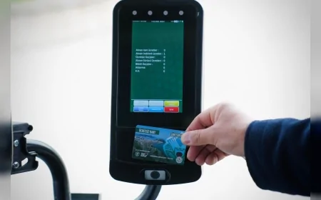 Giresun’da belediye otobüslerinde kartlı sisteme geçildi biletçi uygulaması kaldırıldı