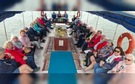 Marmaris’te turizm sezonu Avusturyalı turistlerle başladı ilk kafile ilçeye ulaştı