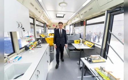 İzmir Büyükşehir Belediye Başkanı Dr. Cemil Tugay: “Gezici Bilim Otobüsü ile Adıyamanlı çocuklara bilim ve umut taşıyoruz”