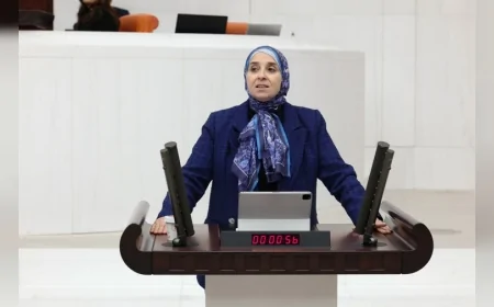 DEVA Partisi Genel Başkan Yardımcısı Elif Esen: “Devletin tarafsızlığı aşınıyor, güven krizi derinleşiyor”