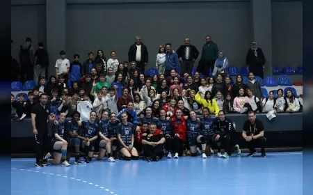 Bursa Büyükşehir Belediyespor Üsküdar Belediyespor’u mağlup ederek liderliğini sürdürdü