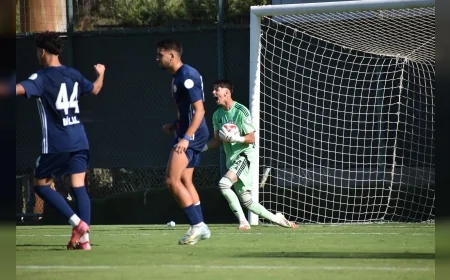 ALTINORDU FK KALECİSİ ARİF ŞİMŞİR MODERN FUTBOLDA PASÖR KİMLİĞİYLE DİKKAT ÇEKİYOR