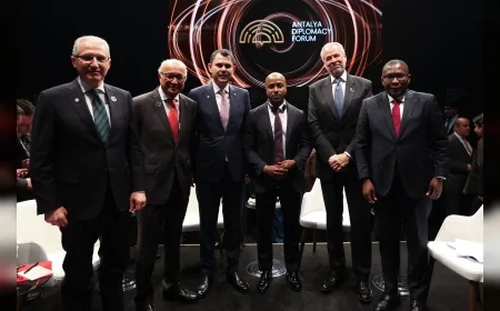 Çevre, Şehircilik ve İklim Değişikliği Bakanı Murat Kurum: “COP’ta başarı netice almaktır, dünya artık eylem bekliyor”