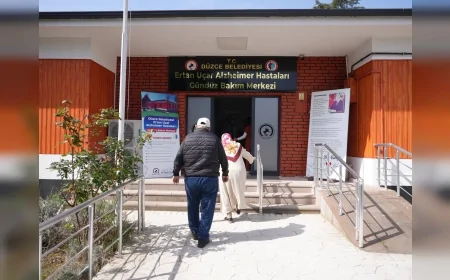 Düzce Belediyesi Alzheimer Gündüz Bakım Merkezi hastalara destek sağlıyor ailelerin yükünü hafifletiyor!