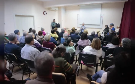 KONAK BELEDİYESİ VE MEDICANA İŞ BİRLİĞİYLE İLERİ YAŞ MERKEZİNDE HAREKETLİ YAŞAM SEMİNERİ DÜZENLENDİ