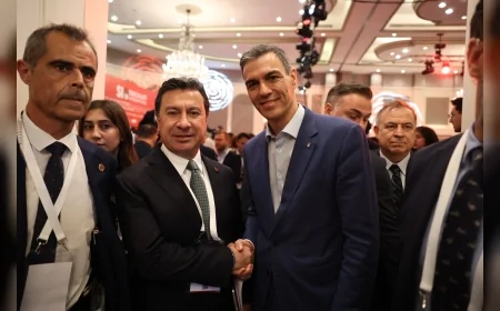 Muğla Büyükşehir Belediye Başkanı Ahmet Aras Barselona’daki Demokrasi Zirvesine Katılıyor