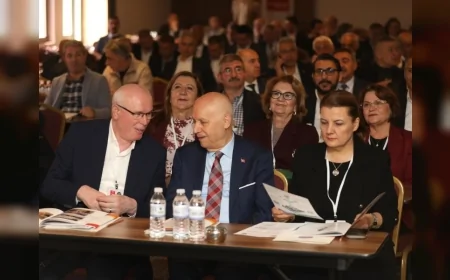 ODUNPAZARI BELEDİYE BAŞKANI KAZIM KURT İÇ ANADOLU BELEDİYELER BİRLİĞİ ENCÜMENİNE YENİDEN SEÇİLDİ