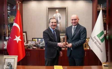 CHP Genel Sekreter Yardımcısı Tarık Balyalı: “Belediyecilik Artık Başka Bir Yere Evrildi”