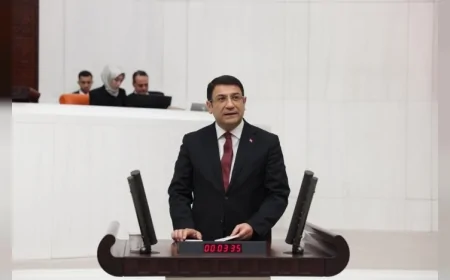 DEVA Partisi Ankara Milletvekili Av. İdris Şahin: “Ekran ile sokak arasındaki sınır tehlikeli biçimde inceldi”