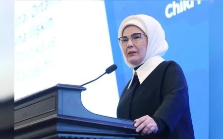 CUMHURBAŞKANI ERDOĞAN’IN EŞİ EMİNE ERDOĞAN: “DİJİTAL DÜNYADA ÇOCUKLARIN GÜVENLİĞİ ORTAK SORUMLULUKTUR”