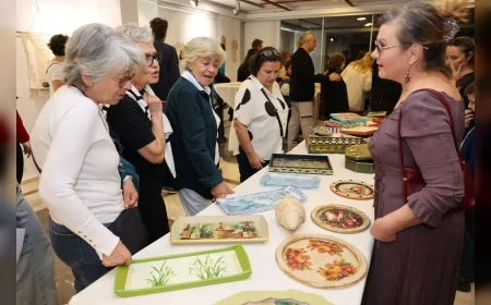 Marmaris’te El Emeği Eserler Sergilendi Kültür ve Sanat Evi Kursiyerleri Ürünlerini Tanıttı