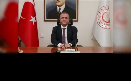 ELAZIĞ VALİSİ NUMAN HATİPOĞLU: “23 NİSAN ATATÜRK’ÜN ÇOCUKLARA DUYDUĞU SARSILMAZ GÜVENİN SİMGESİDİR”