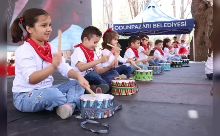 ODUNPAZARI BELEDİYESİ 23 NİSAN ETKİNLİKLERİNİ 25 NİSAN’A ERTELEDİ İLÇE ŞENLİK ALANINA DÖNÜŞECEK