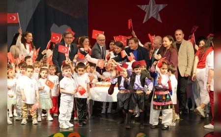 ESKİŞEHİR BÜYÜKŞEHİR BELEDİYESİ ÇOCUK EVLERİNDE 23 NİSAN COŞKUSU RENKLİ ETKİNLİKLERLE KUTLANDI