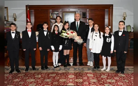 ANKARA BÜYÜKŞEHİR BELEDİYE BAŞKANI MANSUR YAVAŞ: “HİÇBİR ÇOCUK EĞİTİMİNDEN GERİ KALMASIN İSTİYORUZ”