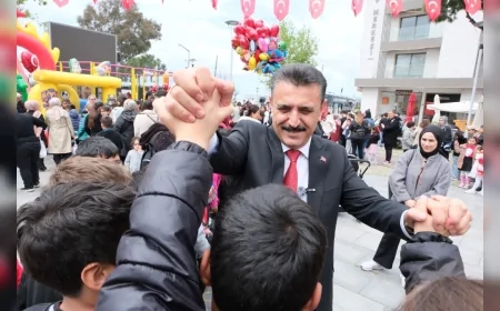 Dikili Belediye Başkanı Adil Kırgöz: “Cumhuriyetin en büyük mirası millet egemenliğidir”