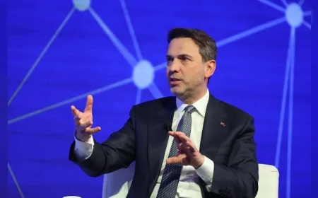 Enerji ve Tabii Kaynaklar Bakanı Alparslan Bayraktar: “Enerji arz güvenliğini güçlendirmeye kararlıyız”