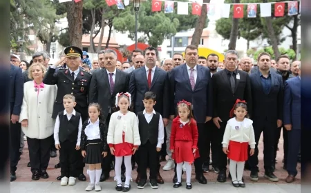 SEFERİHİSAR’DA 23 NİSAN ULUSAL EGEMENLİK VE ÇOCUK BAYRAMI COŞKUSU RESMİ TÖREN VE ÇEŞİTLİ ETKİNLİKLERLE KUTLANDI